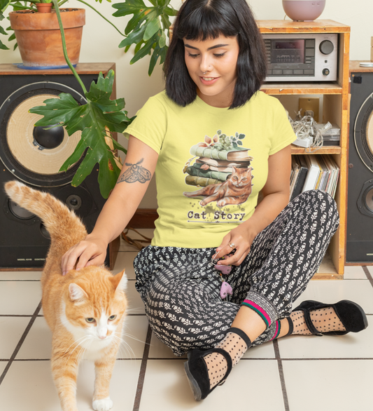 Cats and Books Graphics T Shirt for Young Adult Girls Beige Yellow