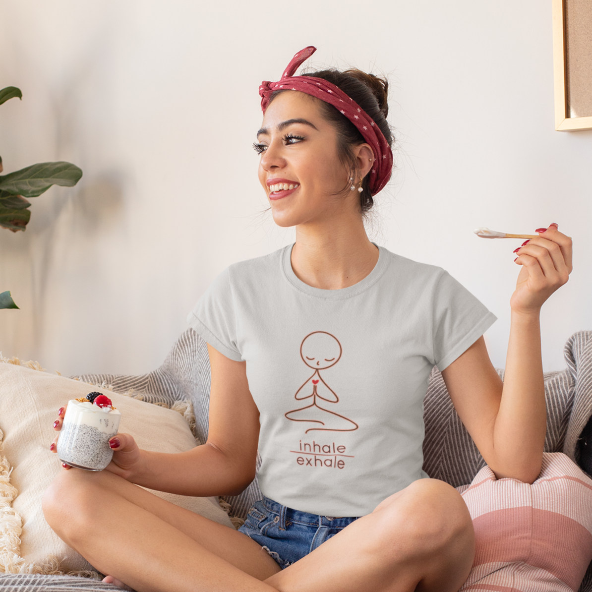 Yoga Doodle printed T-shirt for Women Light Grey