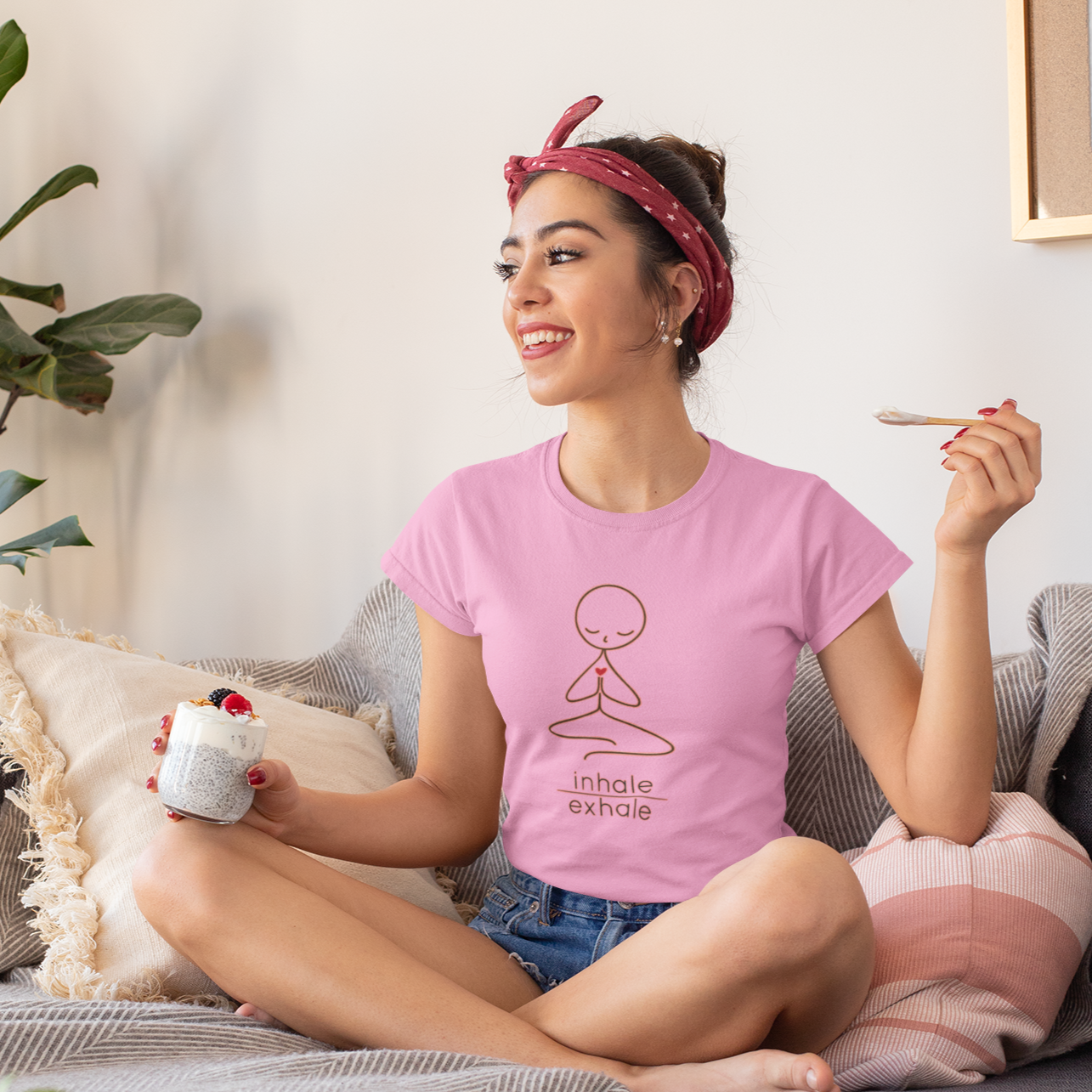Yoga Doodle printed T-shirt for Women Light Pink
