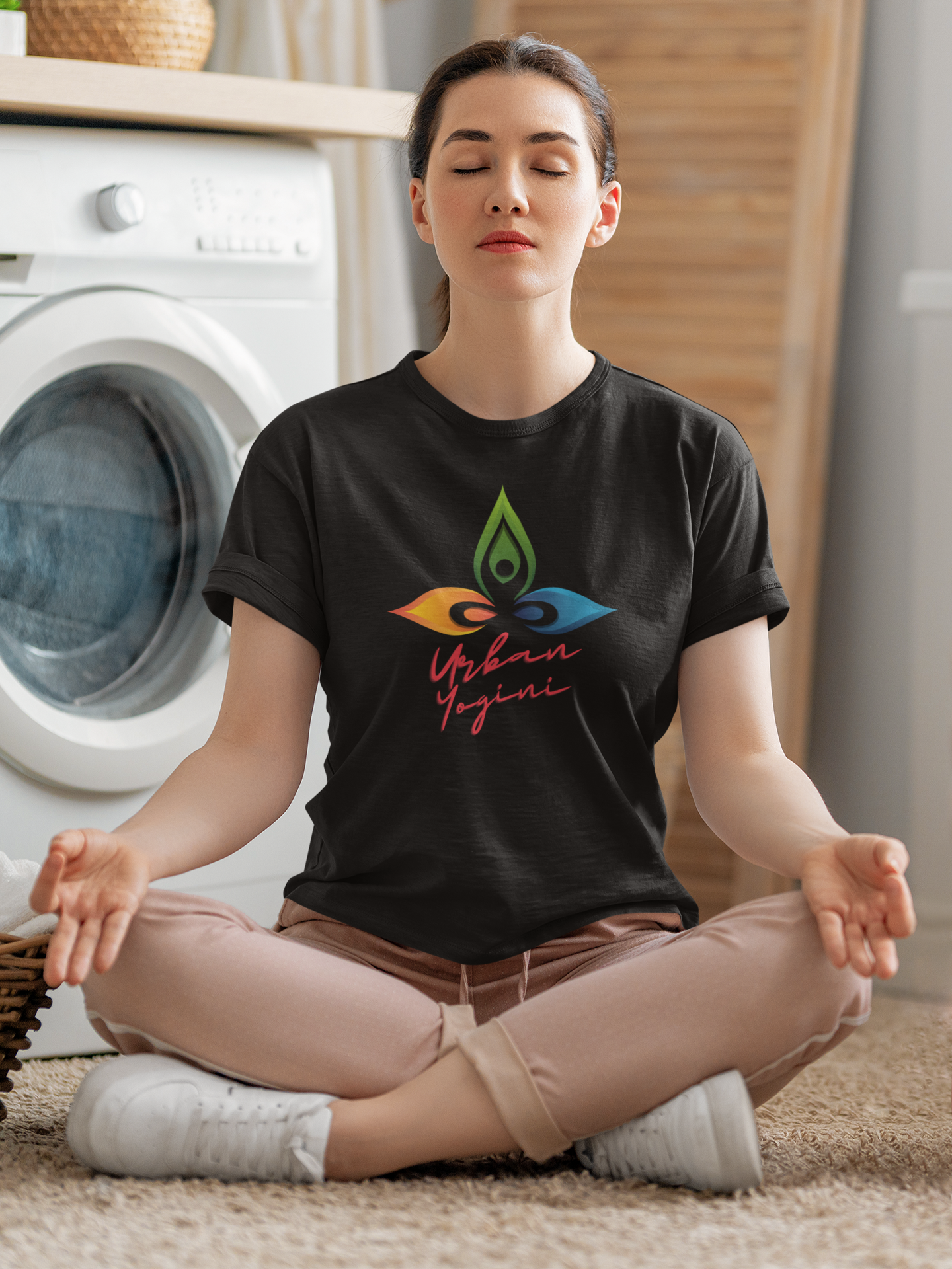Urban Yogini Women's Yoga T-shirt Black