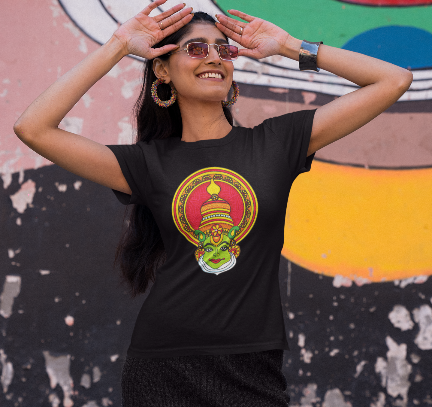 Theyyam Onam Kathakali T-shirt Woman Black