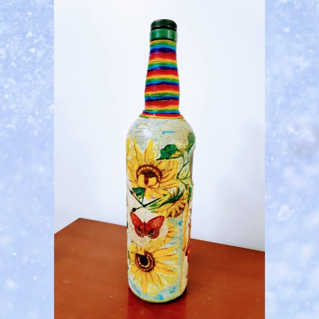 Window to Nature - Decorative bottle