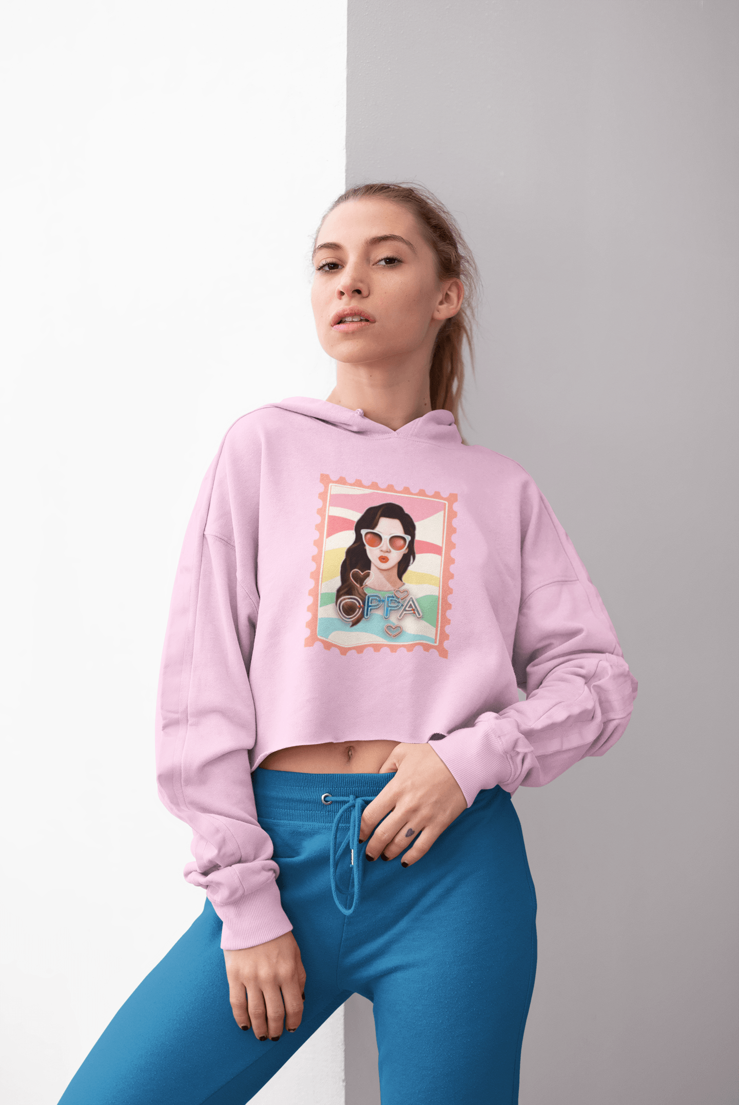 Fashionista Girl Light Pink Crop Hoodie Women